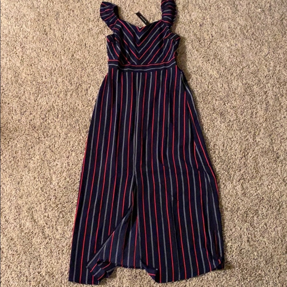 Monteau maxi dress size large NWT